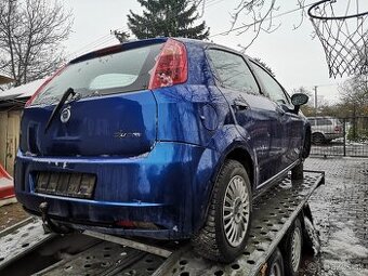 Fiat Punto Grande - 1