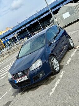 VW Golf V