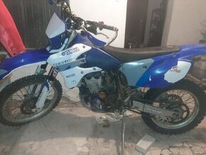 Yamaha wr450 - 1