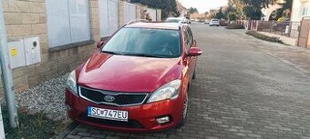 Kia ceed sw 2010