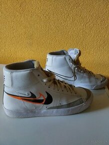 Nike blazer mid obuv