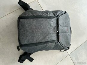 Peak Design Everyday Backpack 20L Charcoal v1 - 1