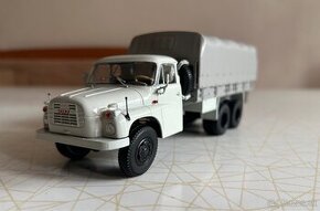 Tatra 148 valník s plachtou šedý 1:43 Avtoistoria