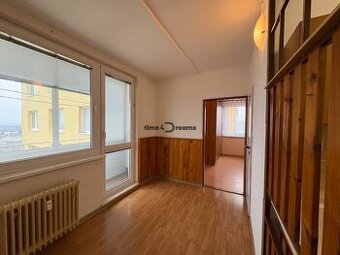 Na predaj: 3 ib v širšom CENTRE mesta + 2x BALKON + ŠATNIK