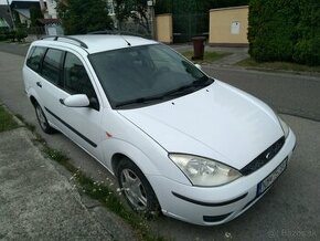 Ford fokus kombi 1.8 tddi 66 kW rv 2003