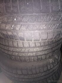 Continental CrossContact 215/65 R16 zimné