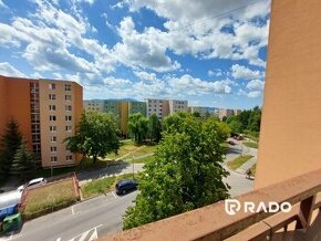 RADO | Prenájom slnečný 2-izbový byt Trenčín s veľkou lodžio