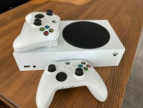 Xbox Series S 512GB + 2 ovládače