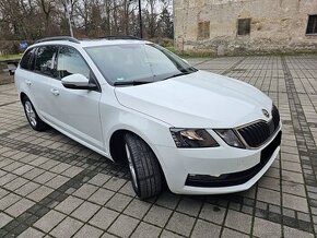 Škoda Octavia Combi 1.6 TDI M5 Ambition Navi DVD Panorama El