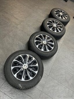 Predám zimnú sadu 215/60 R16