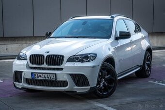 BMW X6 xDrive50i 4.4 V8 300kW