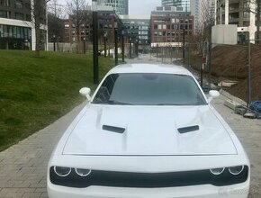 Dodge Challenger SXT