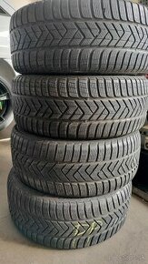 Zimné pneu 235/35R19