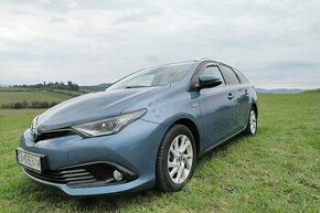 TOYOTA  AURIS 1,8 HYBRID, AUTOMAT, 2019