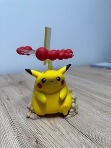 Pikachu figúrka z boxu celebrations