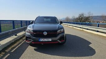 Volkswagen Touareg 3.0 V6 RLINE, 230kw/700Nm