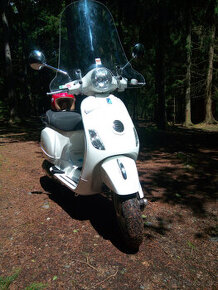 Vespa 125 LX ie 2010