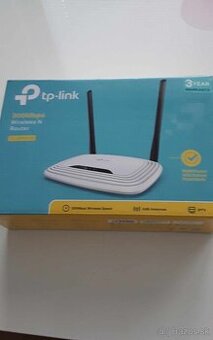 router TP- LINK a router ASUS