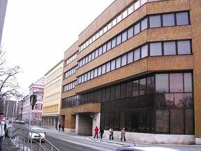 Obchodné priestory 38m2, Mojmírova ul., historické centrum - 1