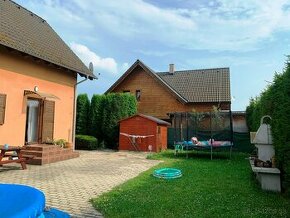 Na predaj útulný rodinný dom s garážou - Veľká Lomnica