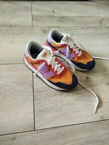 Botasky new balance C .38 - 1