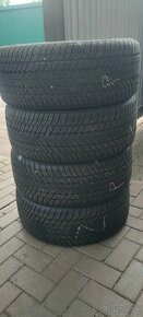 235/45 R18 zimne