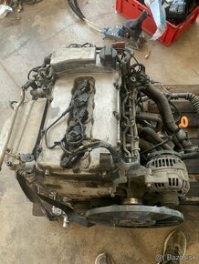 Motor VW Passat B5.5 2.3 VR5 125kw 2003 AZX