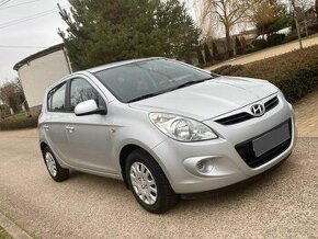 Hyundai i20 2010 TOP STAV