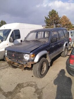 Mitsubishi Pajero 2