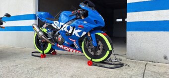 Suzuki Gsxr 1000K8