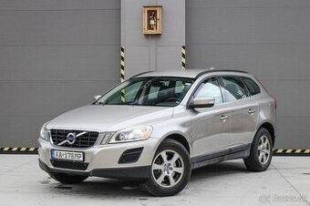 Volvo XC60 D4 GEARTRONIC AWD