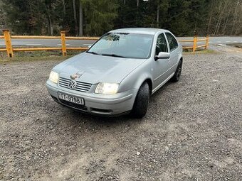 VW Bora 1.6i 74kw - 1