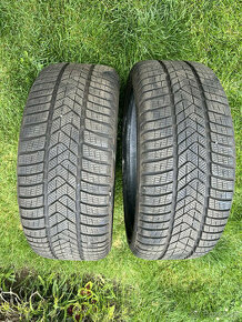 Zimne pneu 245/40 R20 Pirelli rv2022