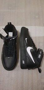 NIKE AIR FORCE 1 MID 07 BLACK WHITE