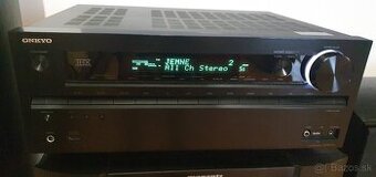 Onkyo TX-NR717 Receiver