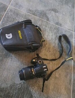 Nikon D3000