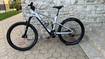 Predám e-bike CUBE STEREO HYBRID 120 RACE 625 XL