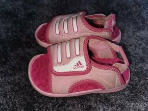 sandalky Adidas c.21