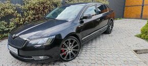 Škoda Superb 2.0 TDi CR Business DSG 4x4 2015