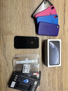 Predám Apple iPhone XR 64GB