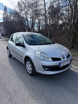 Predam max zachovalý Renault clio 1.2 po 1 majitelovi