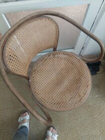 Predané stoličku - 1