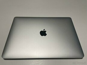 MacBook Pro 13" (2020) s Apple M1 čipom