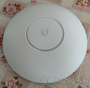 UAP-AC-HD, UAP-AC-Lite, Ubiquiti UISP Router