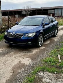 Rozpredam Škoda Superb 2 facelift sedan 2.0 TDi . Kod motora