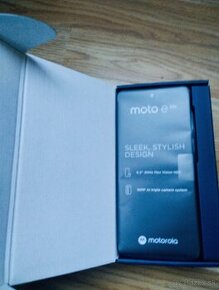 MOTOROLA e 32 s misty Silver. Rezervovaný