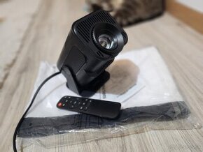 HY320 Mini Portable Projector 4K + platno