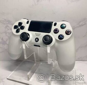 White PS4 ovládač