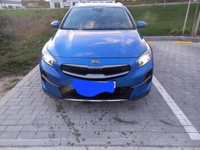 KIA Xceed 1.4 T-GDI AT7 Gold