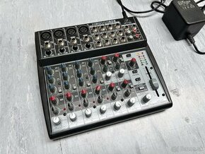 Mixážny pult Behringer Xenix 1202